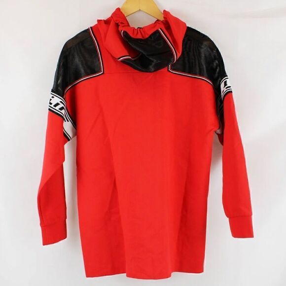 Gizia Sport M2C017 Hooded Athletic Blouse With Mesh Shoulders In Red - Women's 4 - Picture 2 of 15